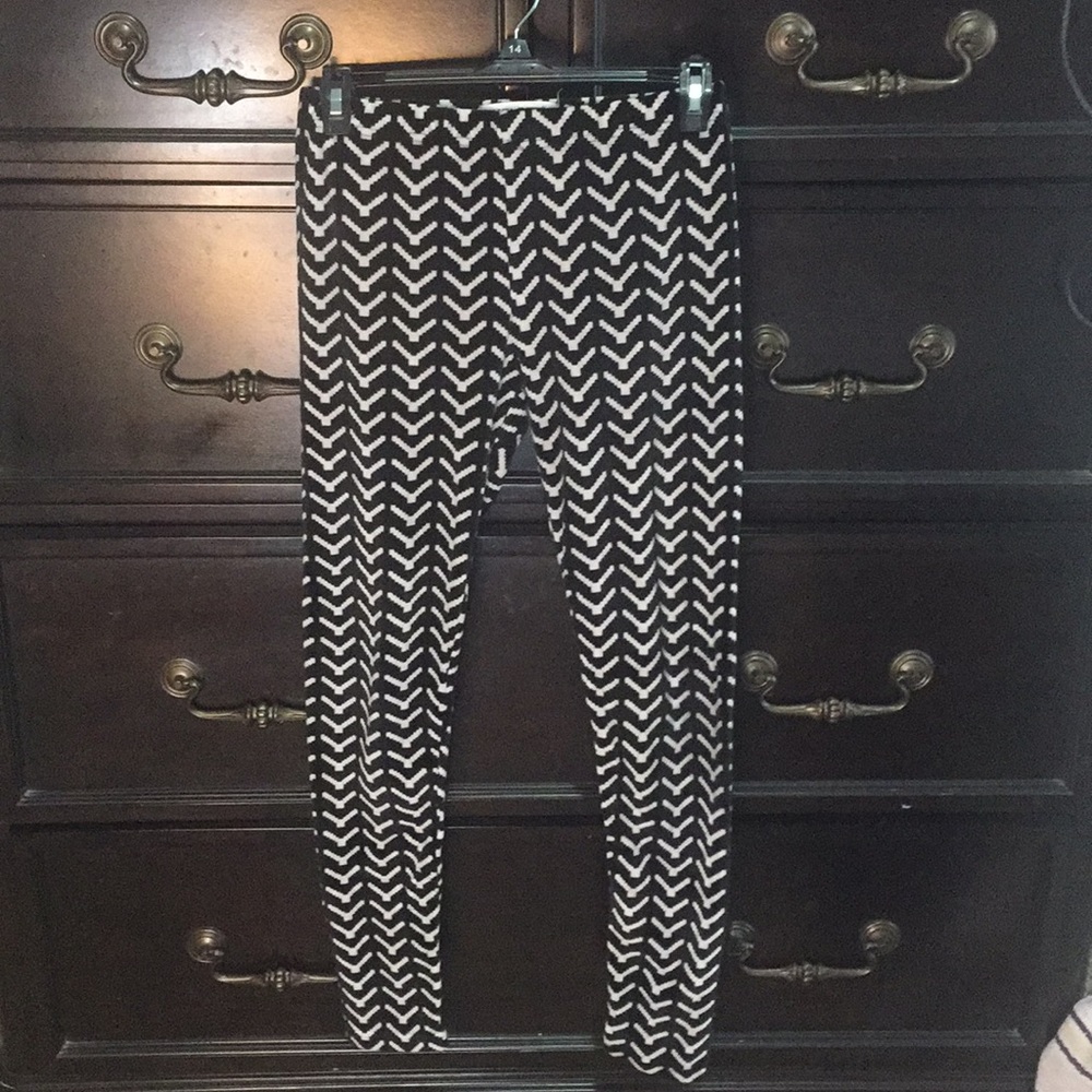 Stretchy Velvet Legging by Yelete